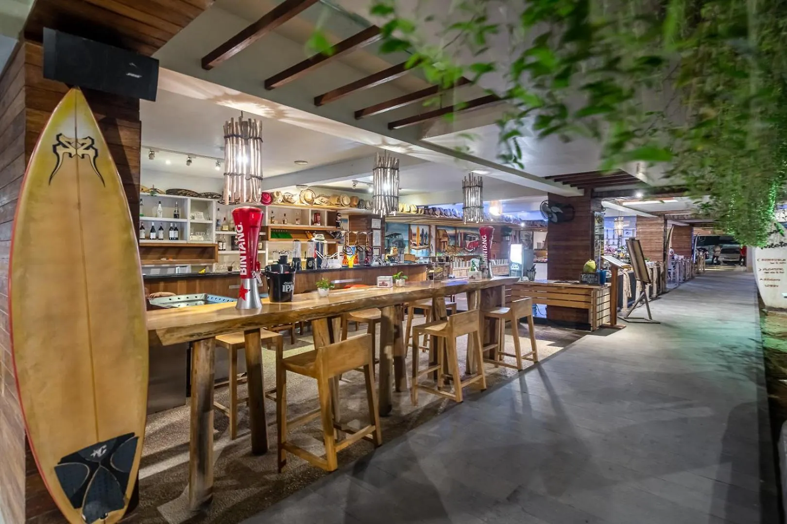 Bliss Surfer Hotel By Tritama Hospitality Legian